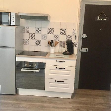 Montluçon Charmant T2 Proche Vieille Ville מראה חיצוני תמונה